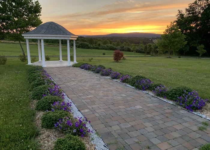 Loudoun Valley Manor B&B